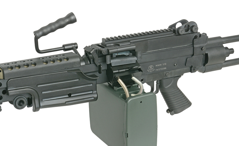 M249 PARA Sports Line Light Machine Gun Replica A&K 0,5J – Bild 5